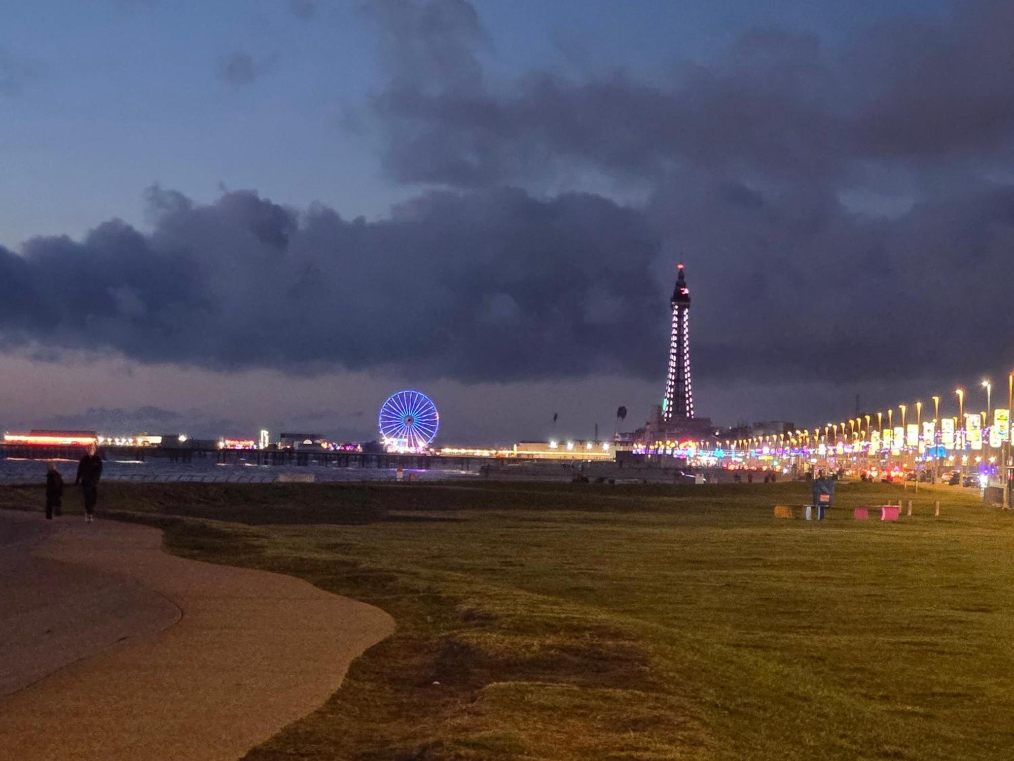 Ferienwohnung Windmill House Lytham Lytham St Annes Exterior foto